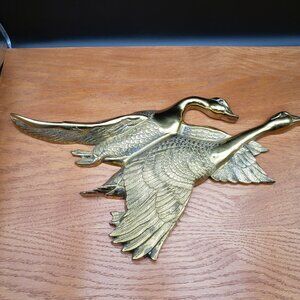 Vintage Brass Tone Flying Geese Swans Wall Art Large Metal Bird Decor 19" MCM